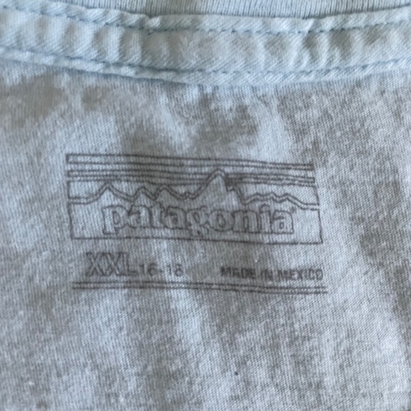 Patagonia girls tshirt sz. XXL - Picture 2 of 2